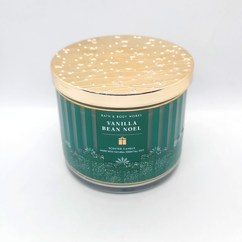Bath & Body Works 3-Wick Scented Candle in Vanilla Bean Noel NEW